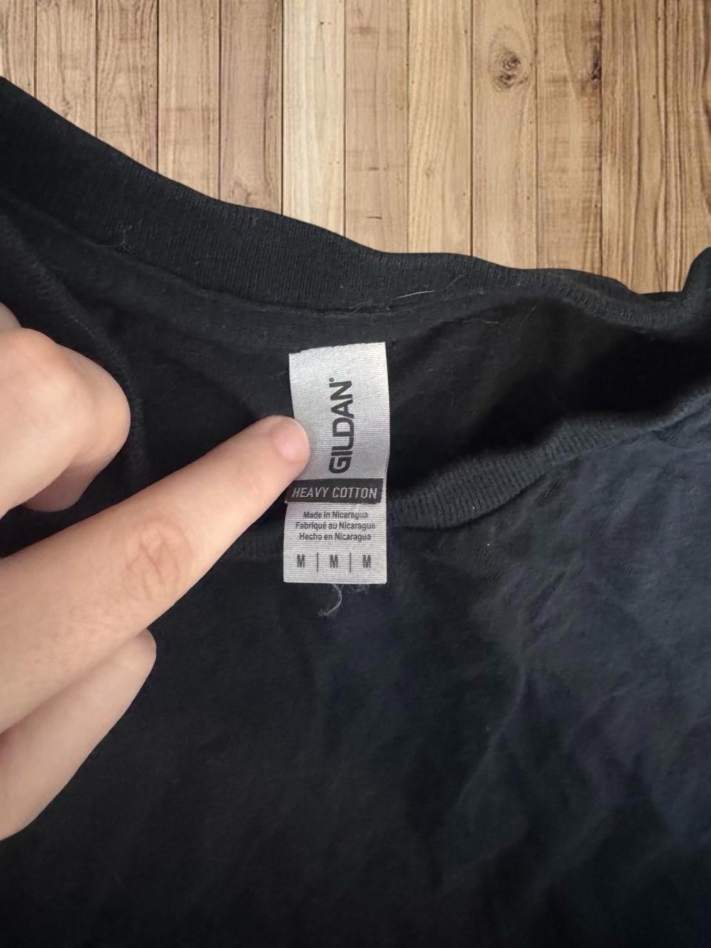 black tee - Picture 2 of 4
